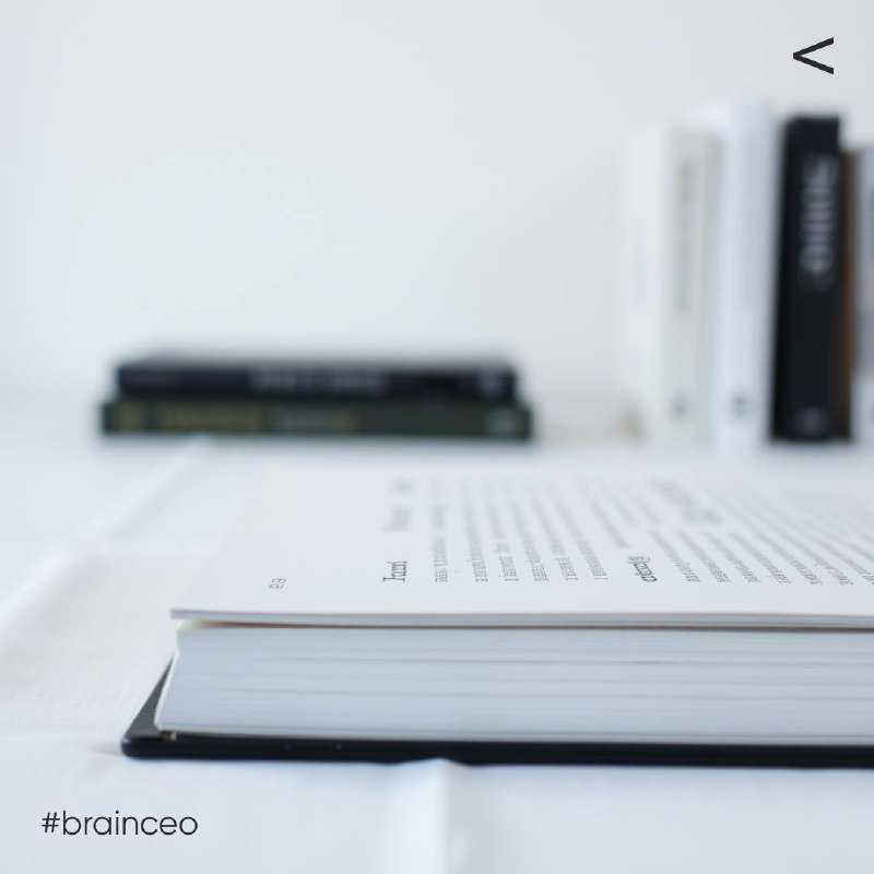 Бренд – это не то, что вы хотите сказать миру. Это то, что мир говорит о вас, когда вас нет рядом.
Уоррен Баффет
#цитатыCEO | Сетка — социальная сеть от hh.ru