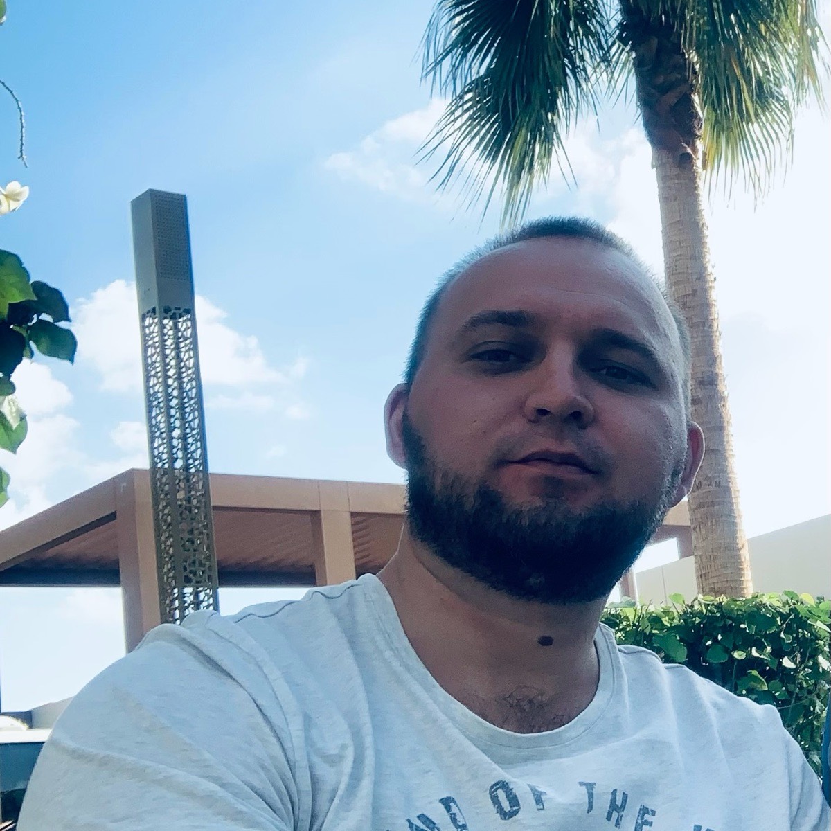 Андрей Никишин