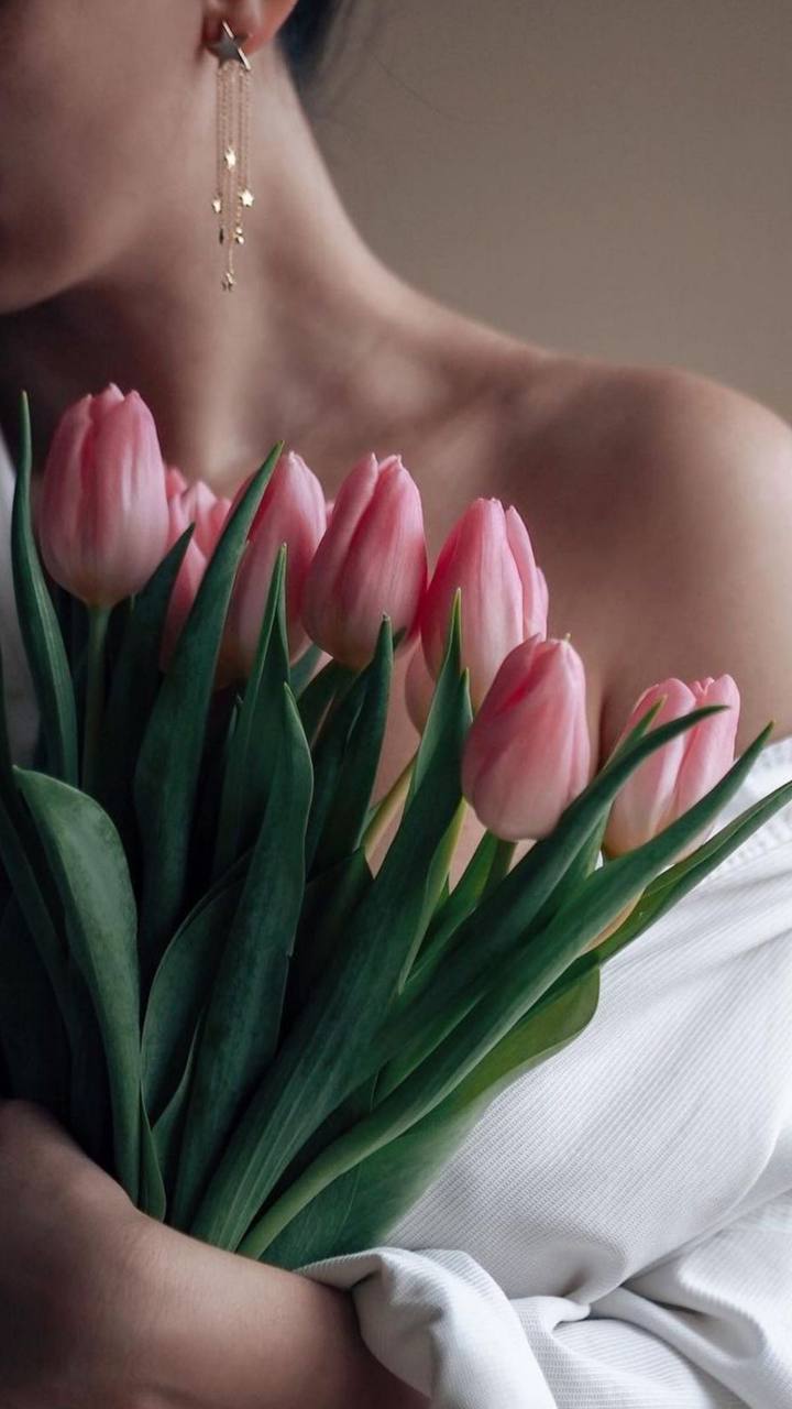 🌷АФИША МЕРОПРИЯТИЙ на праздничные выходные 8-9 марта
8 марта 10:00-13:00
🌷На ВДНХ будут бесплатно раздавать цветы
📍ВДНХ, арка главного входа
8 марта 10:00-21:00
🌷Бесплатный вход женщинам и девочкам в ... | Сетка — социальная сеть от hh.ru