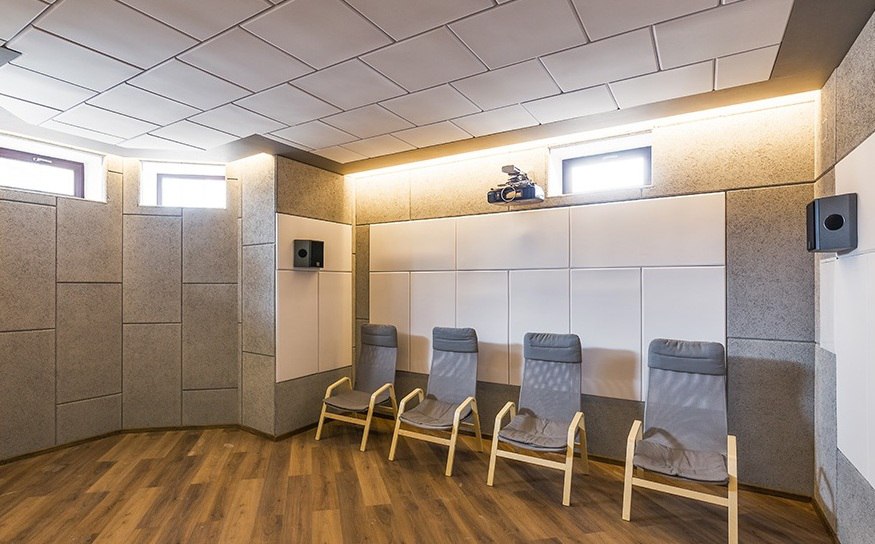 Не реклама 😀 просто материал действительно заслуживает внимания. Детальную информацию можно найти в интернете, а мы дадим лишь краткую справку. ✅Плита на 60% изготовлены из древесной шерсти | Сетка — социальная сеть от hh.ru