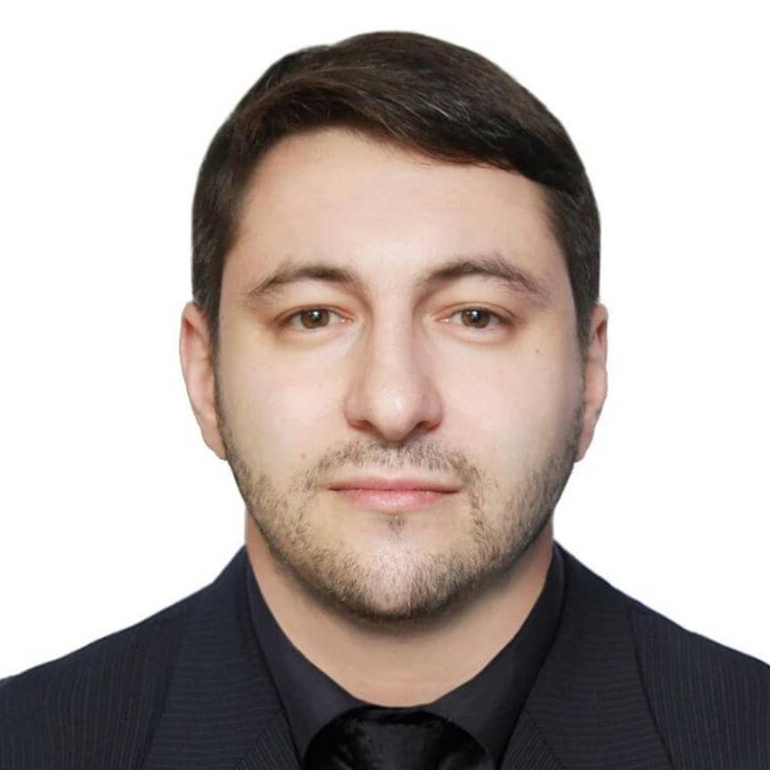 Олег Григорян