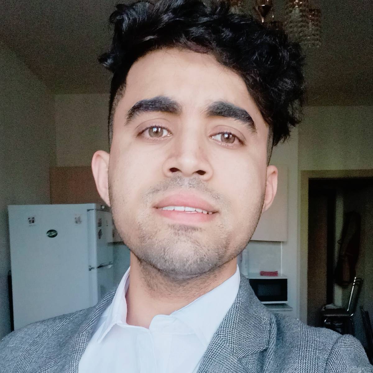 Ahmed Sariak | Сетка — социальная сеть от hh.ru