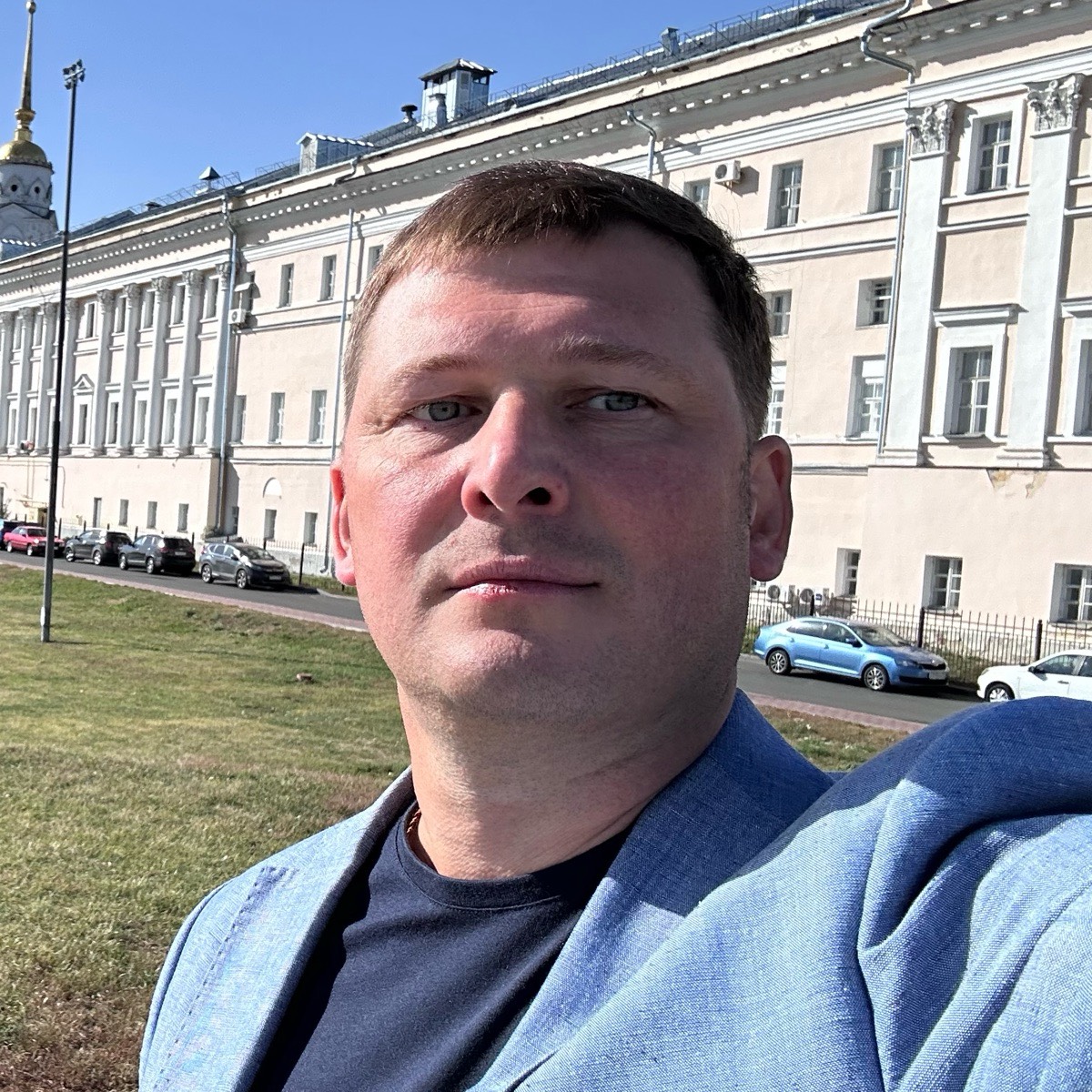 Александр Постаногов