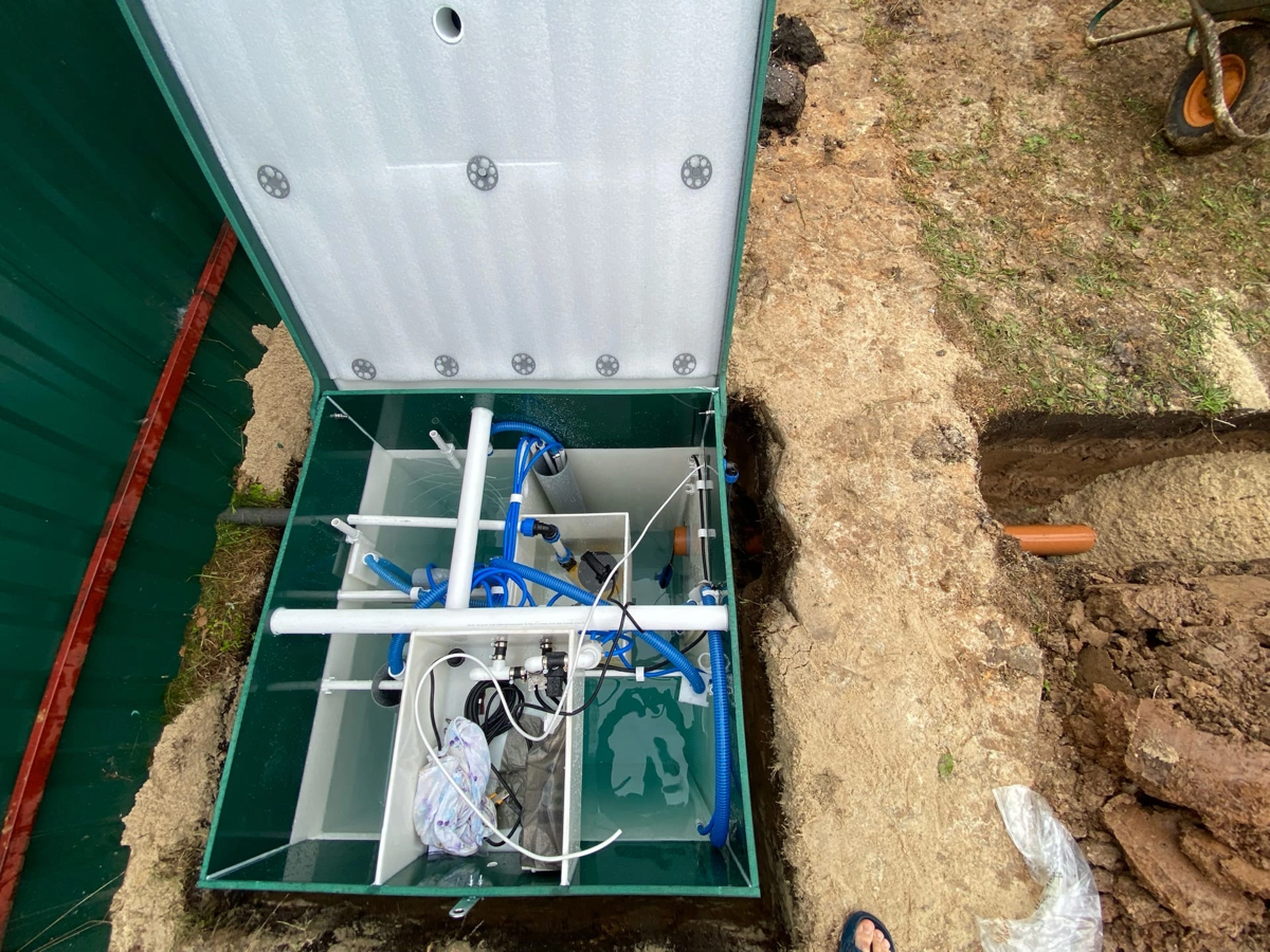 🛠⚙️🛠Установка септика Астра-юнилос 5ПР в Чеховском районе #ремонтсептика #обслуживаниесептика #септик #автономнаяканализация #чисткасептика #горитлампасептика #москва #чехов #подольск #ступино #кашира... | Сетка — социальная сеть от hh.ru