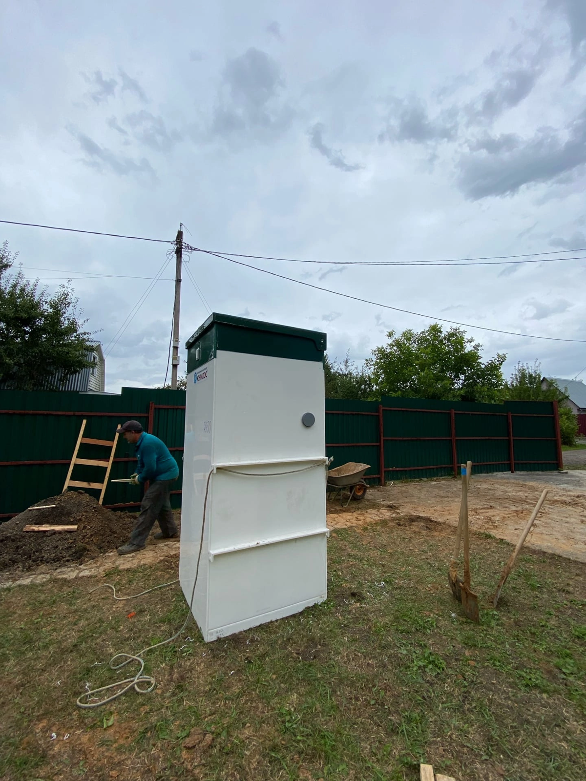 🛠⚙️🛠Установка септика Астра-юнилос 5ПР в Чеховском районе #ремонтсептика #обслуживаниесептика #септик #автономнаяканализация #чисткасептика #горитлампасептика #москва #чехов #подольск #ступино #кашира... | Сетка — социальная сеть от hh.ru