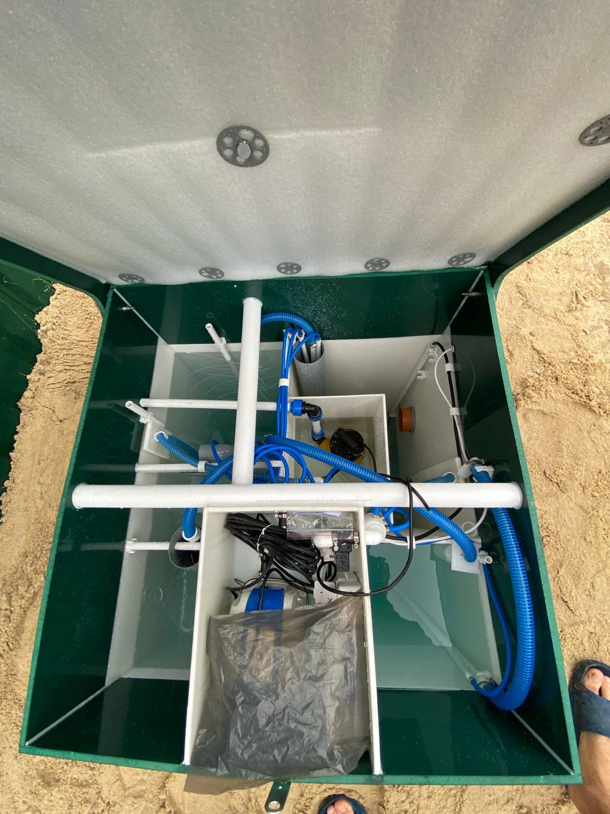 🛠⚙️🛠Установка септика Астра-юнилос 5ПР в Чеховском районе #ремонтсептика #обслуживаниесептика #септик #автономнаяканализация #чисткасептика #горитлампасептика #москва #чехов #подольск #ступино #кашира... | Сетка — социальная сеть от hh.ru