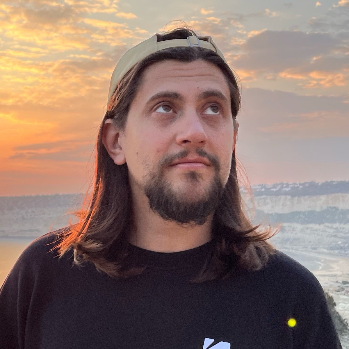 Олег Бухтияр