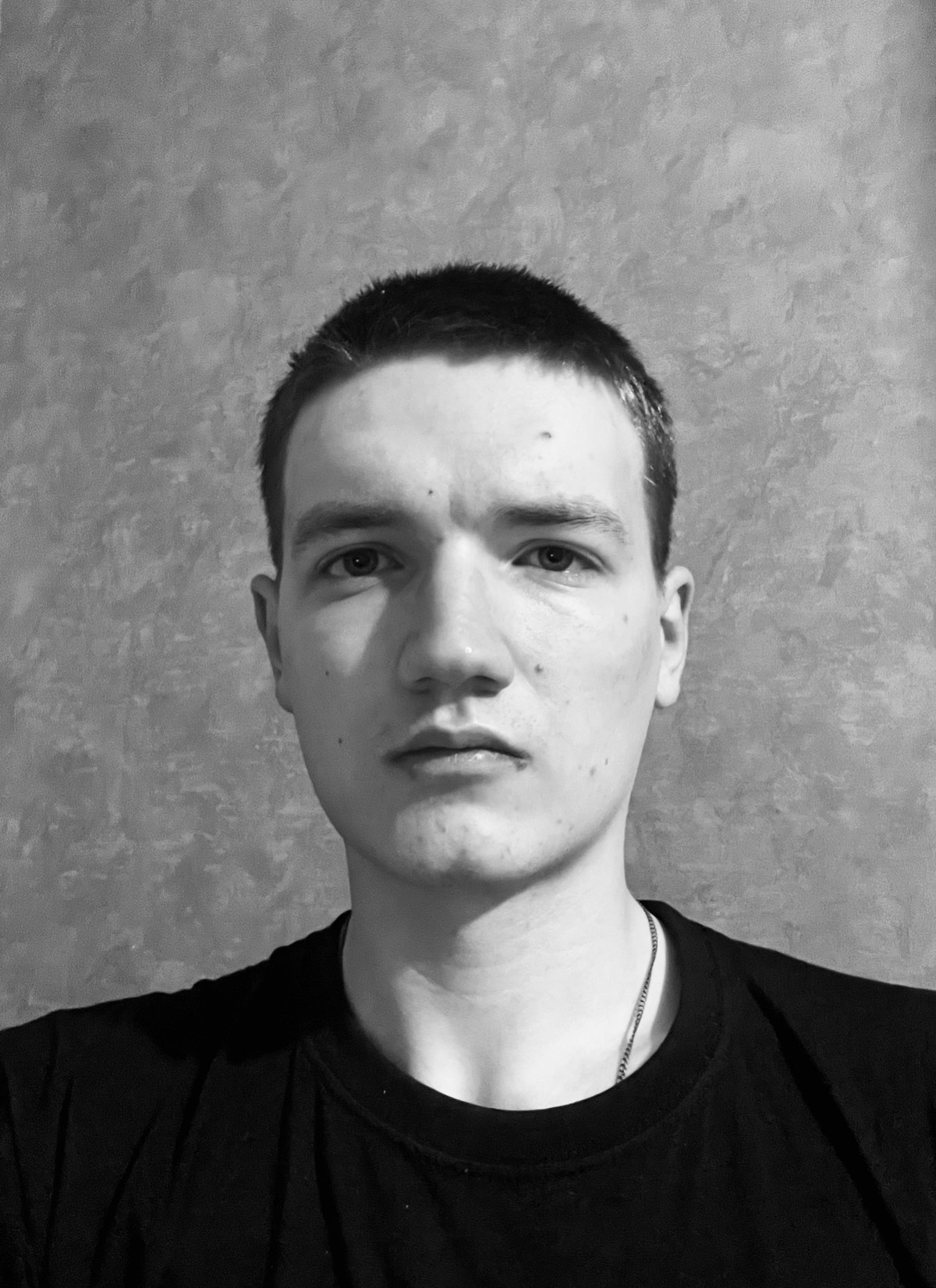 Роман Гущин