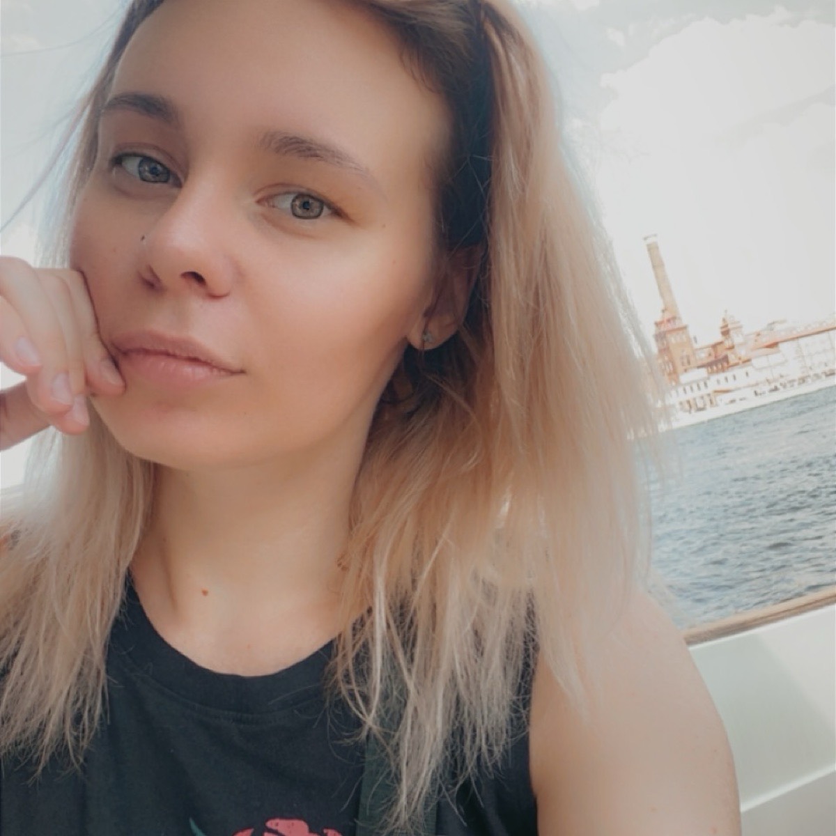 Irina Chekhova | Сетка — социальная сеть от hh.ru