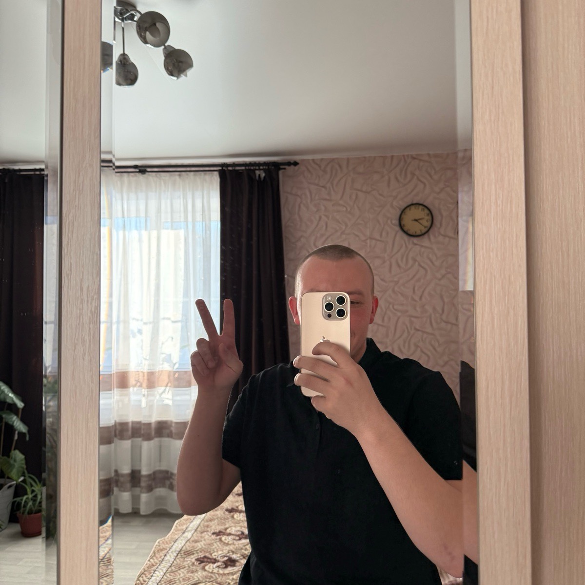 Андрей Тарасов