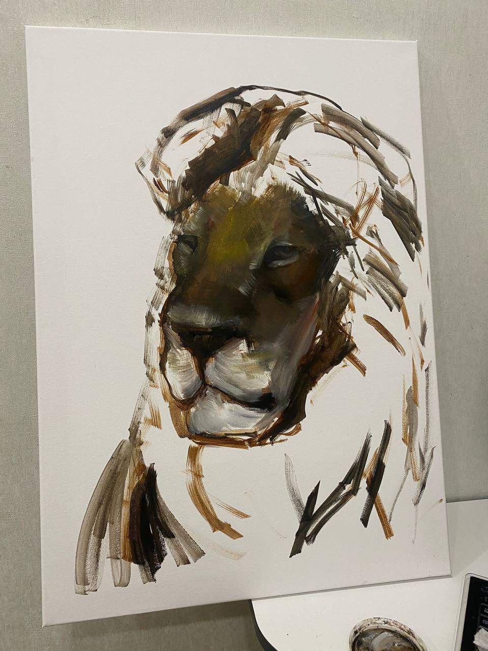 НАЧИНАЮ 🎨 Первую картину в качестве благотворительности в этом году ☺️ Позже будет интересный ролик 📽️
Кстати, в рамках обучения в моей онлайн- школе мы тоже будем писать льва, и не одного, Вам же так... | Сетка — социальная сеть от hh.ru