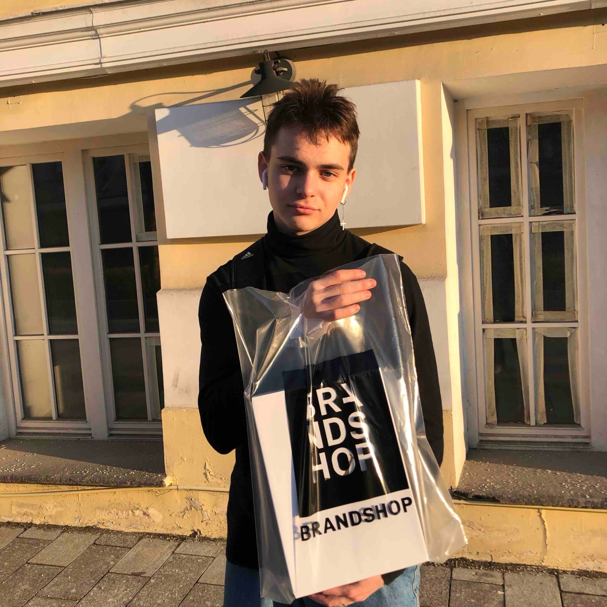 Dmitry Kharkov