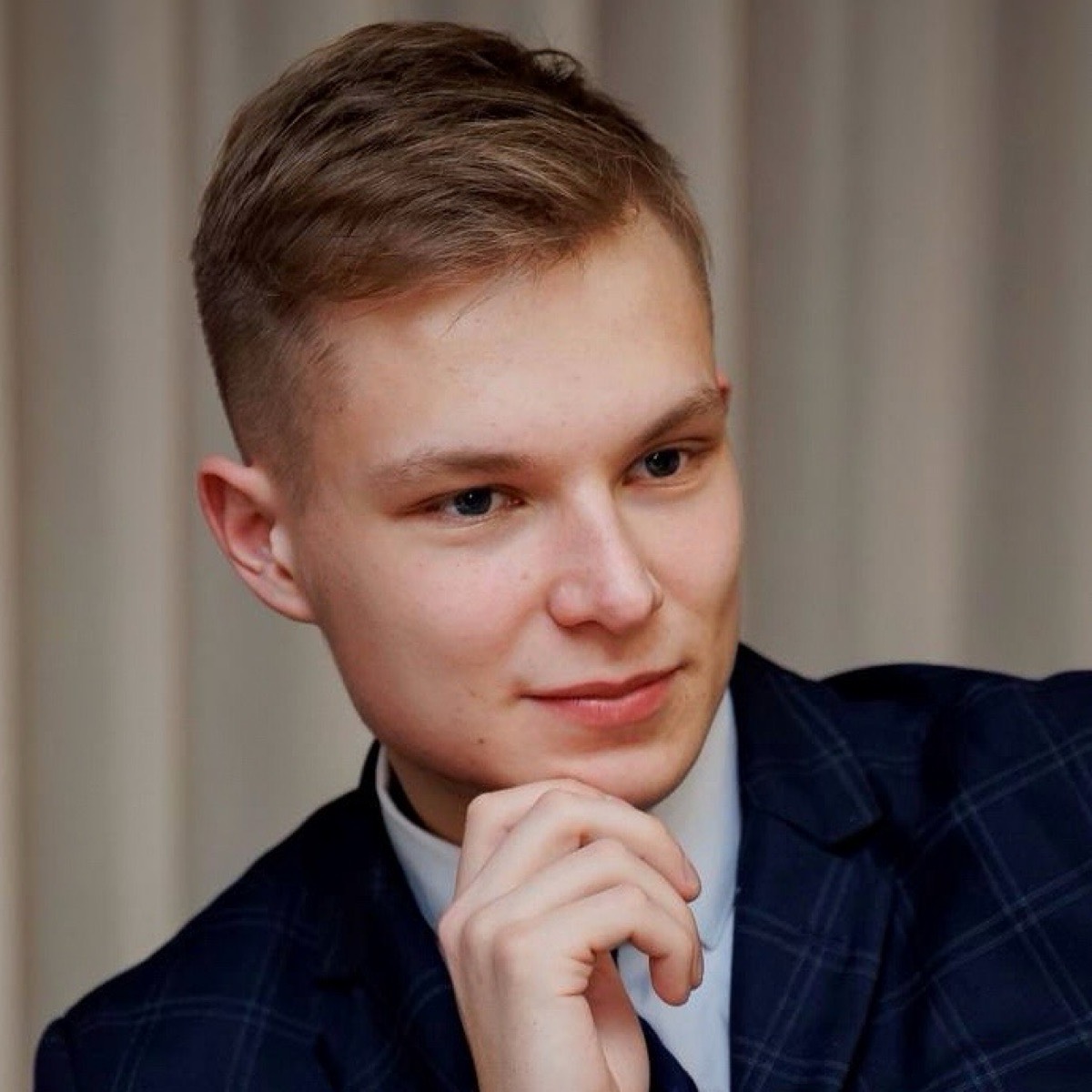 Ваня Болотов | Сетка — социальная сеть от hh.ru