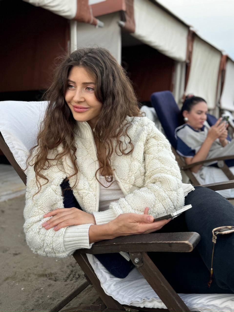 Делать туристический бизнес в России - это:
а) не просто смело
б) всегда про 350 непредвиденных риска
в) душевно)))
А еще это банально обусловлено нашей географией: ткните пальцем в любую точку необъя... | Сетка — социальная сеть от hh.ru