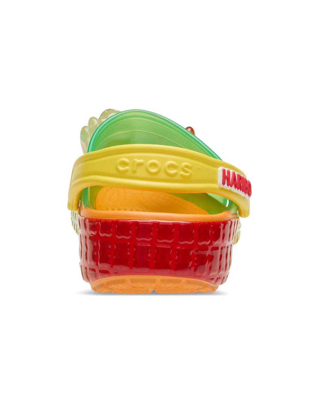 Хорошая реклама та, которую хочется съесть. Это 100% про коллаб тапок Crocs с мармеладками Haribo.
Здесь 2 в 1: объединение лав-брендов и аппетитный дизайн.
celeba-sport.ru / Sport Community | Сетка — социальная сеть от hh.ru