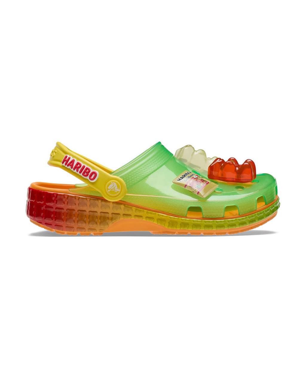 Хорошая реклама та, которую хочется съесть. Это 100% про коллаб тапок Crocs с мармеладками Haribo.
Здесь 2 в 1: объединение лав-брендов и аппетитный дизайн.
celeba-sport.ru / Sport Community | Сетка — социальная сеть от hh.ru