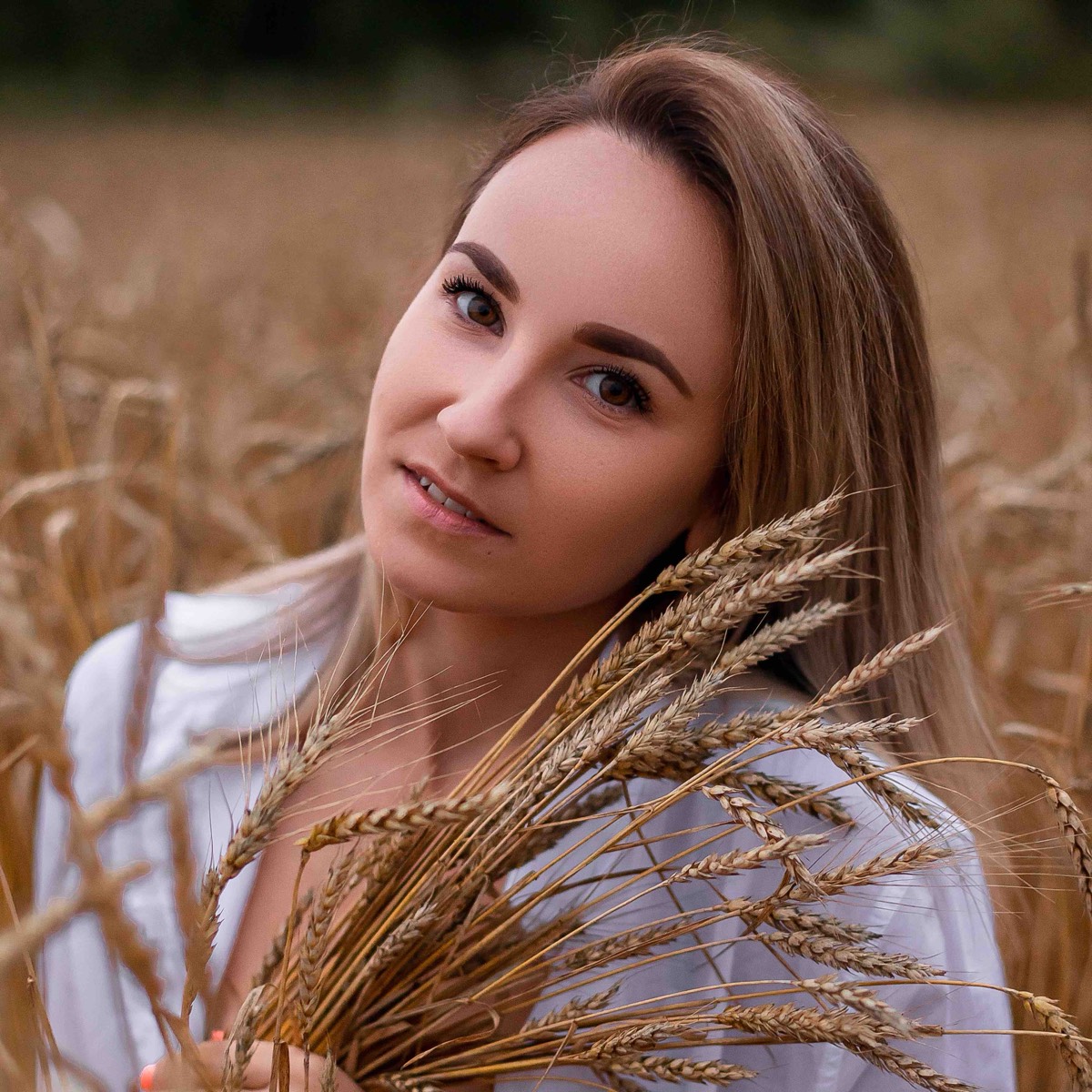 Яна Костина