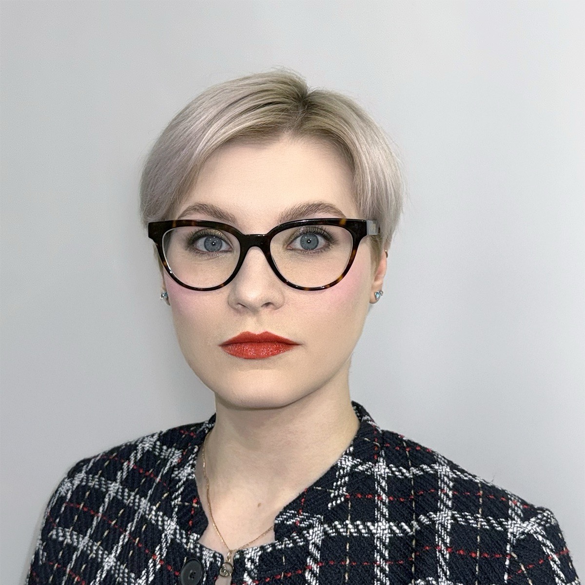 Алиса Грон | Сетка — социальная сеть от hh.ru