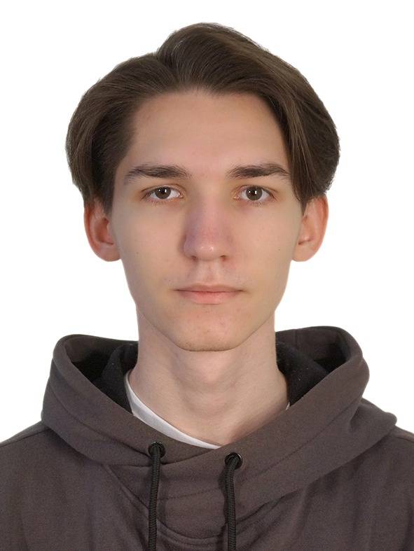 Александр Наумов