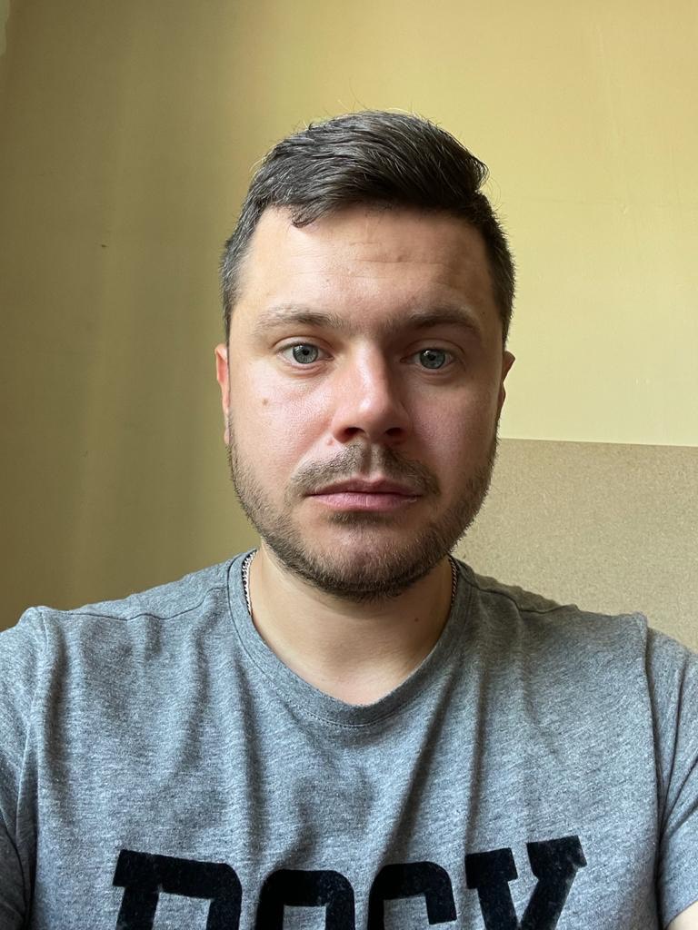 Денис Изотов