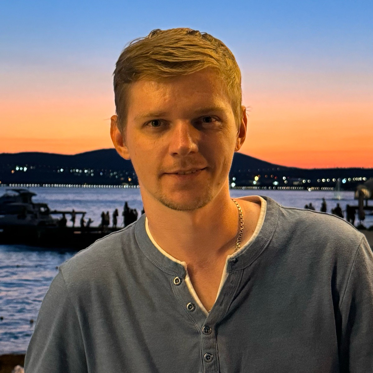 Юрий Ерохин | Сетка — социальная сеть от hh.ru