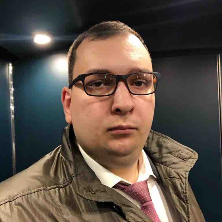 Артем Карпусь | Сетка — социальная сеть от hh.ru