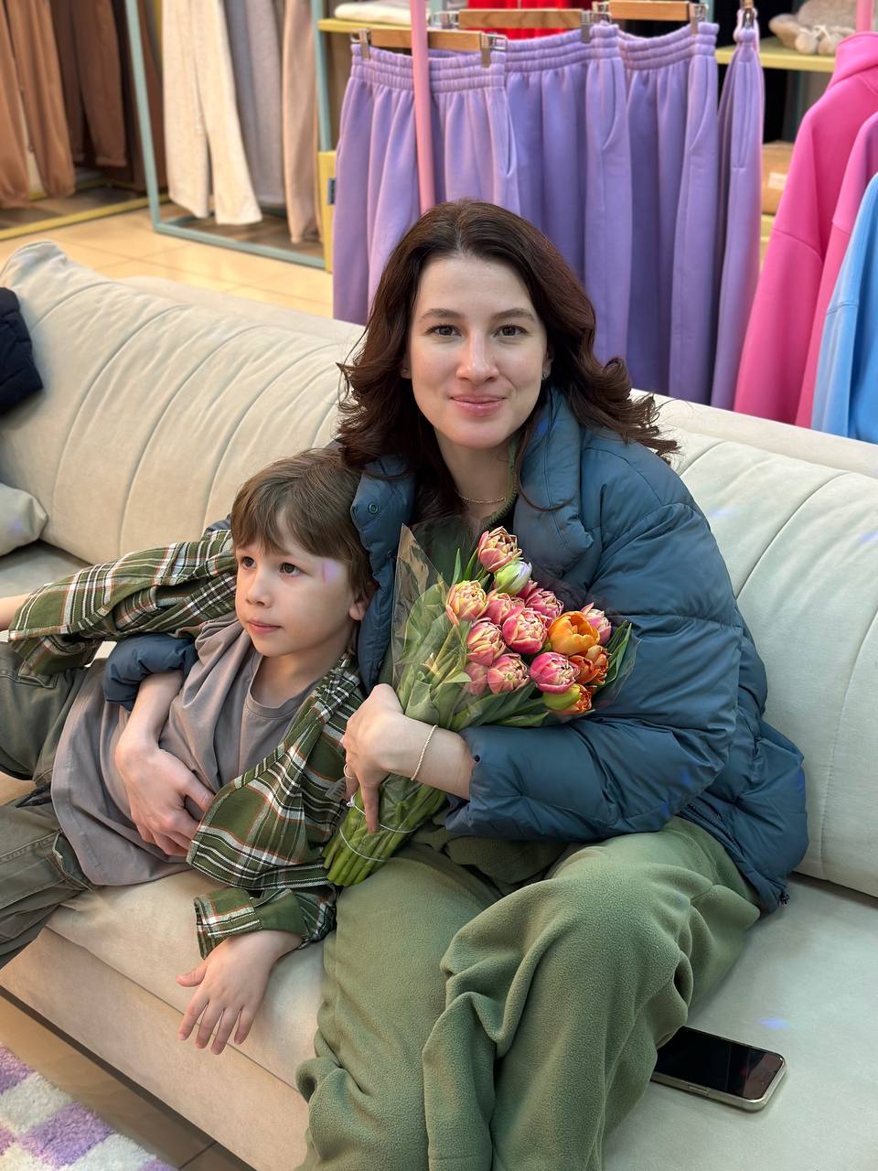 Дорогие дамы, с праздником! 💐✨🌸
Спасибо, что вы есть, ведь без вас этот мир не был бы насколько красивым, добрым и человечным | Сетка — социальная сеть от hh.ru