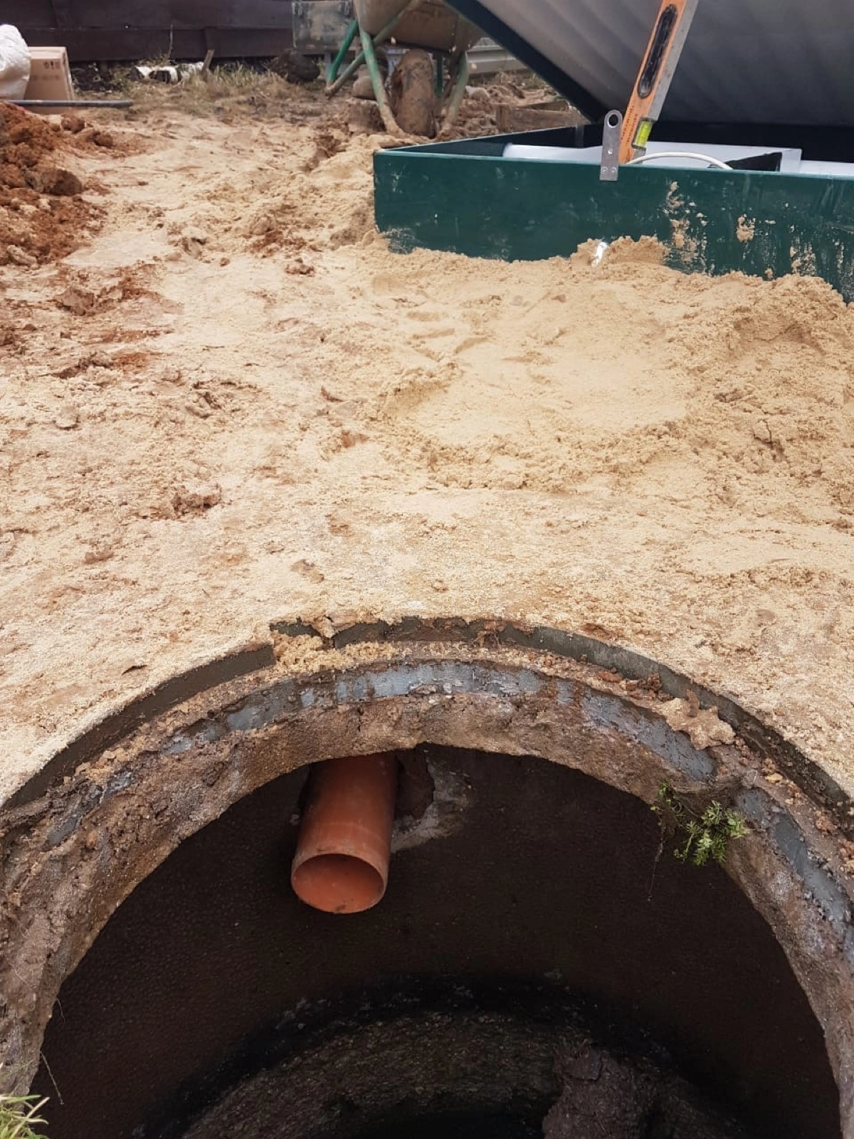 🛠⚙️🛠Установка септика Астра-юнилос 5ПР в Домодедово | Сетка — социальная сеть от hh.ru