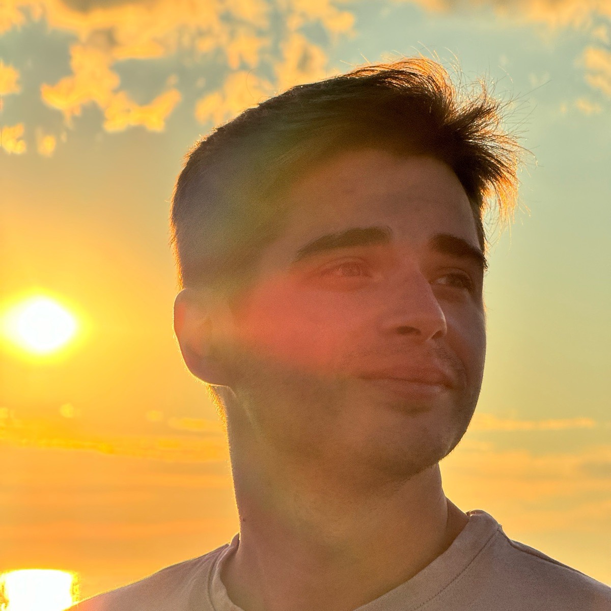 Павел Аверин