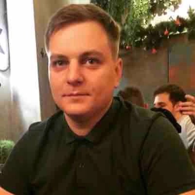 Михаил Медведев
