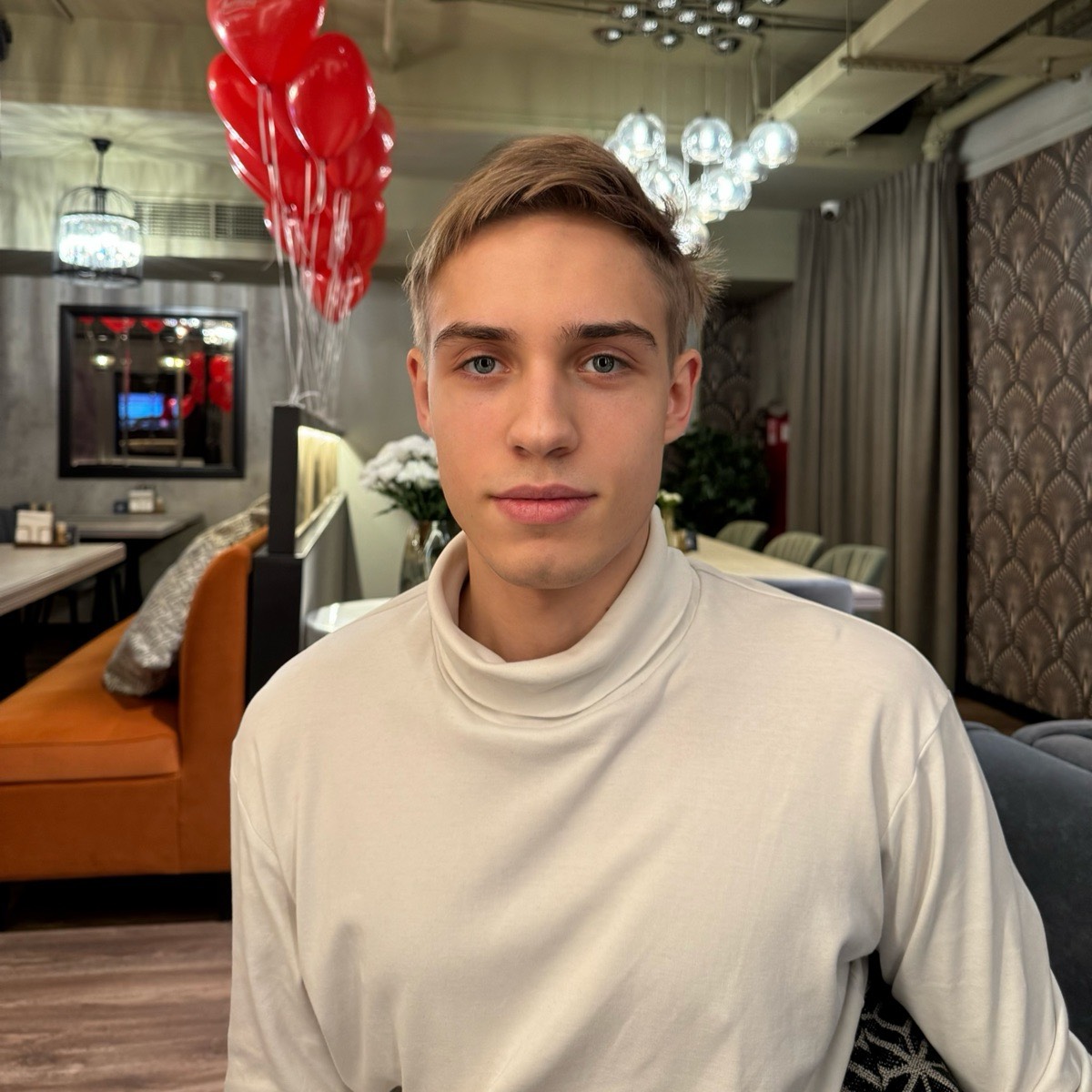 Domian Alyakna | Сетка — социальная сеть от hh.ru