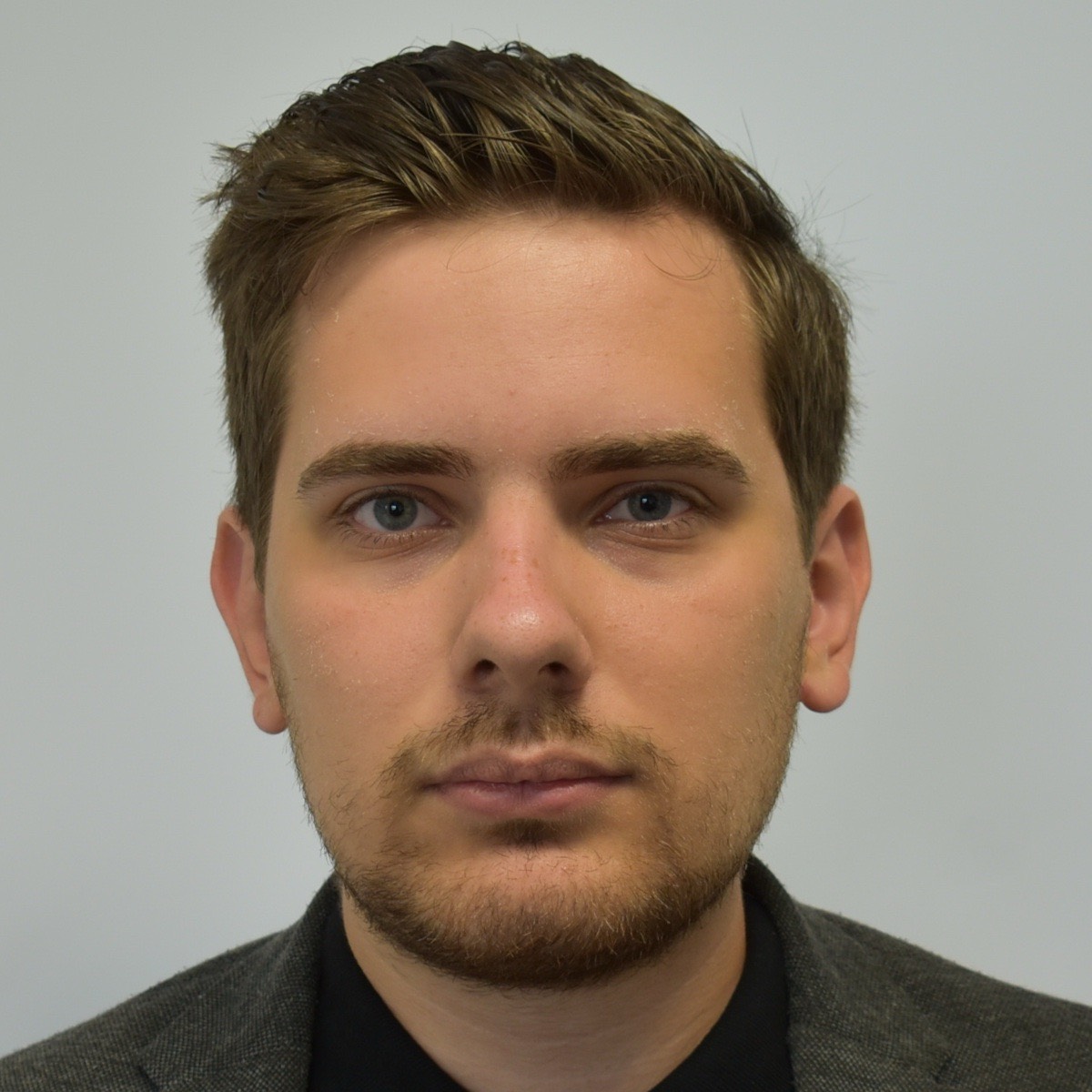 Руслан Коржов | Сетка — социальная сеть от hh.ru