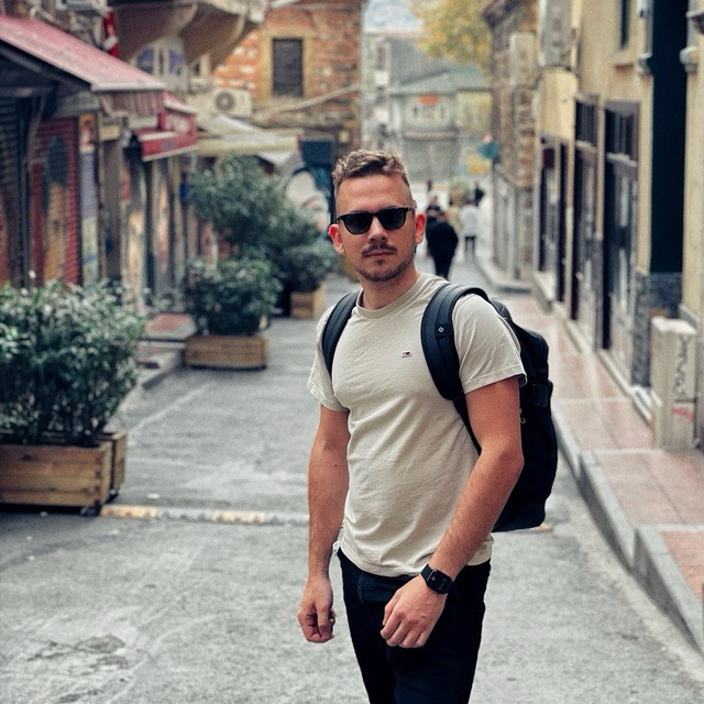 Никита Сарин