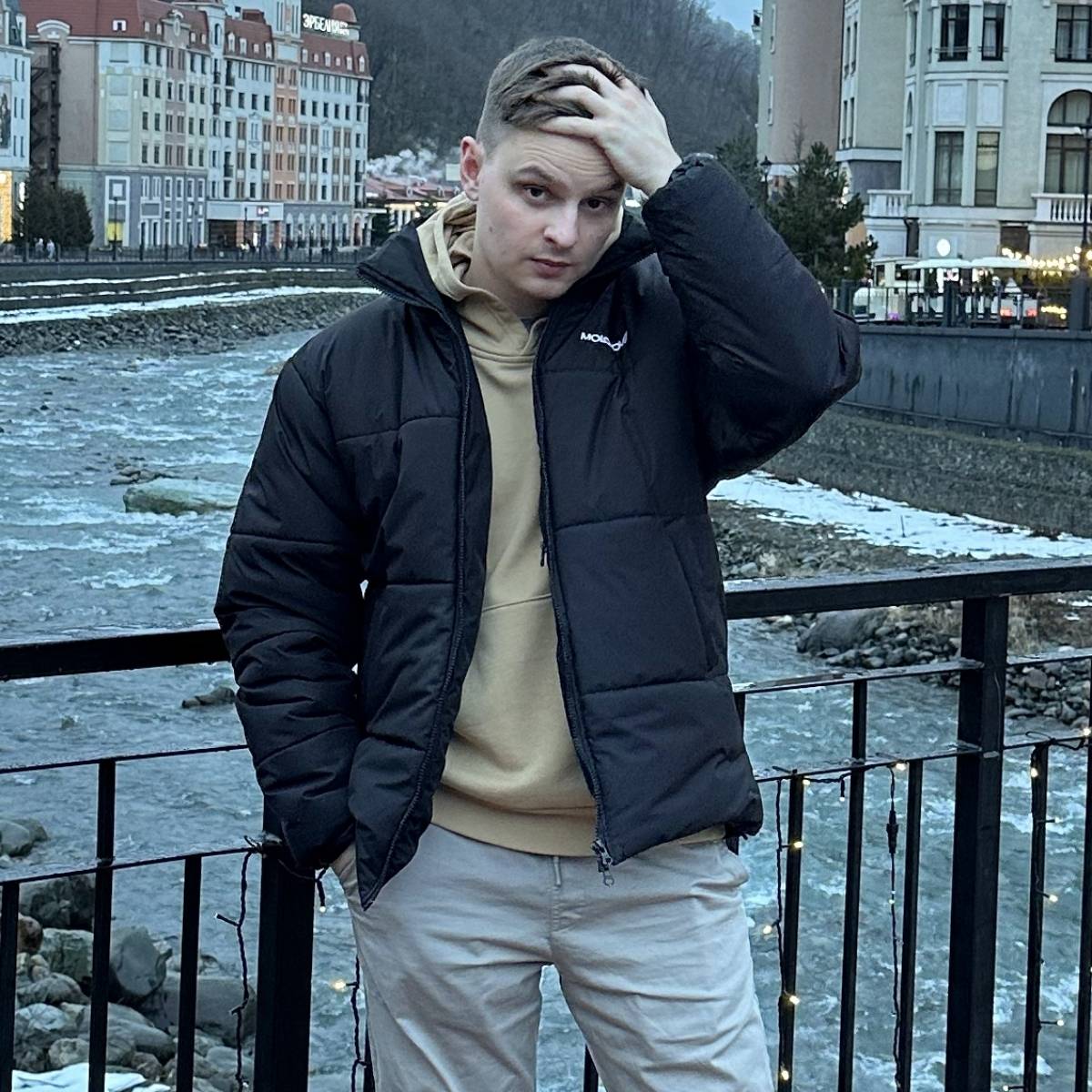 Артем Антропов