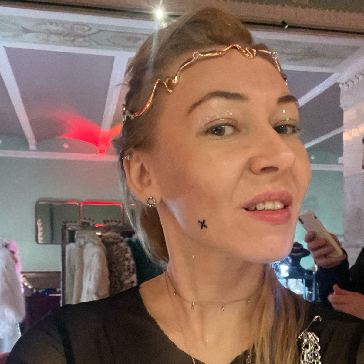 Нина Такса | Сетка — социальная сеть от hh.ru