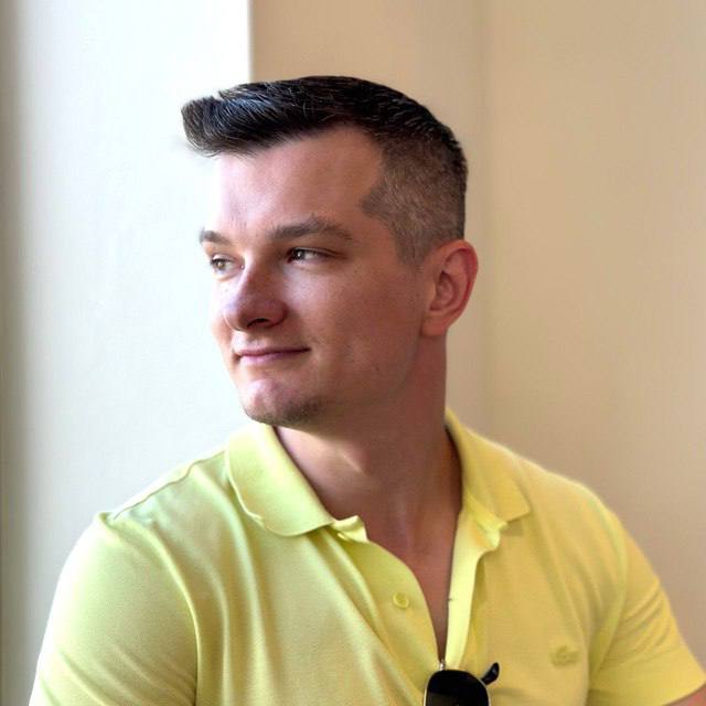 👋Привет, кофекотовцы!
Сегодня мы хотим рассказать вам про нашего друга Илью – ментора начинающих андроид-разработчиков и автора канала Android Dev Notes | Сетка — социальная сеть от hh.ru