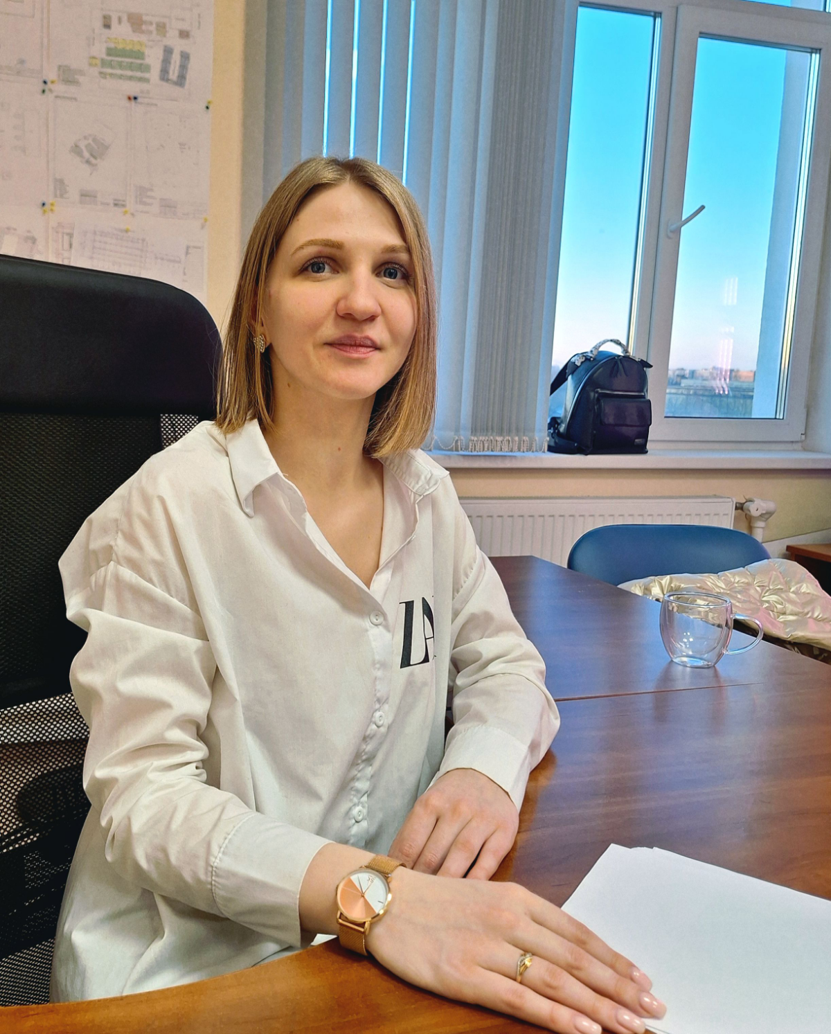 Привет!  
Меня зовут Ксения Воротынцева, и я HR в холдинге Fplus, где каждый день помогаю бизнесу находить именно тех самых людей!  
  
В Fplus я охватываю два ключевых направления: производство IT-об... | Сетка — социальная сеть от hh.ru