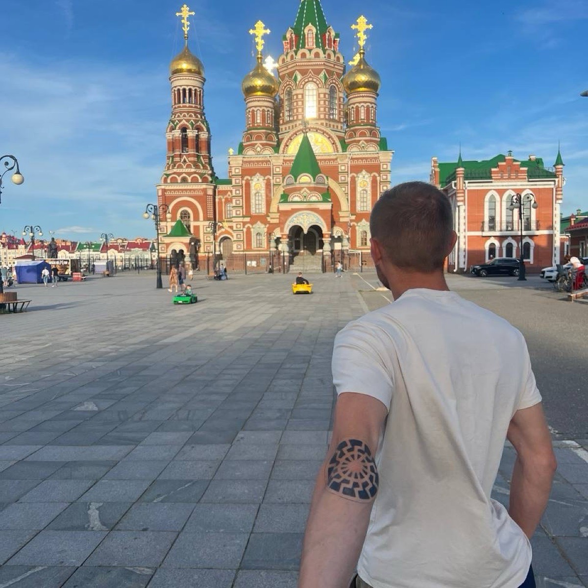 Александр Гришин