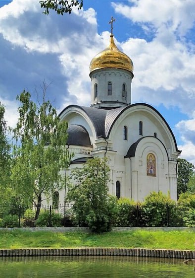 🎤Бесплатные экскурсии по районам Москвы
🗣26 марта в 15:00 — Котловка без котлов
📍Место встречи: м | Сетка — социальная сеть от hh.ru
