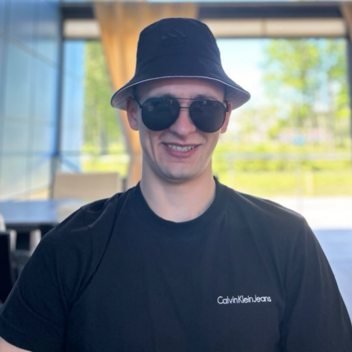 Андрей Волощенко
