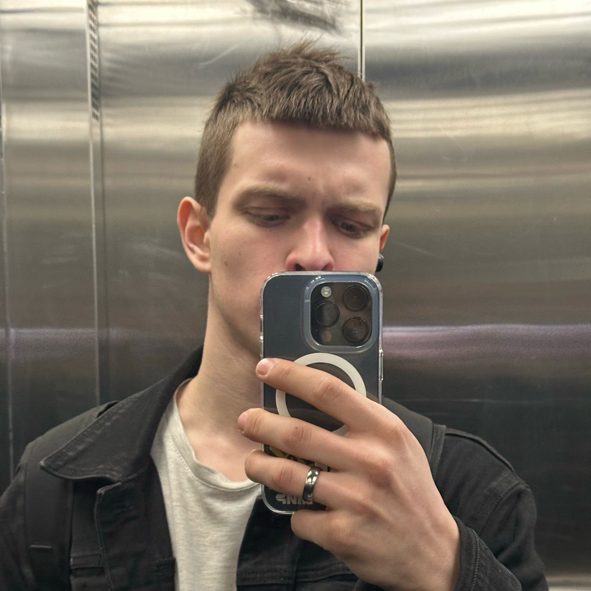 Дмитрий Лебедь