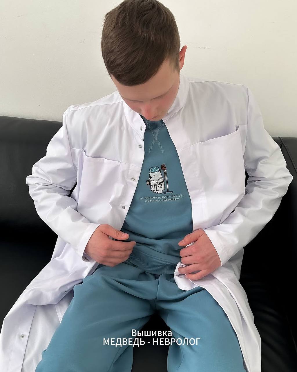 Милота, уфимский бренд медицинской одежды шьет приятные свитшоты для врачей различных профессий | Сетка — социальная сеть от hh.ru