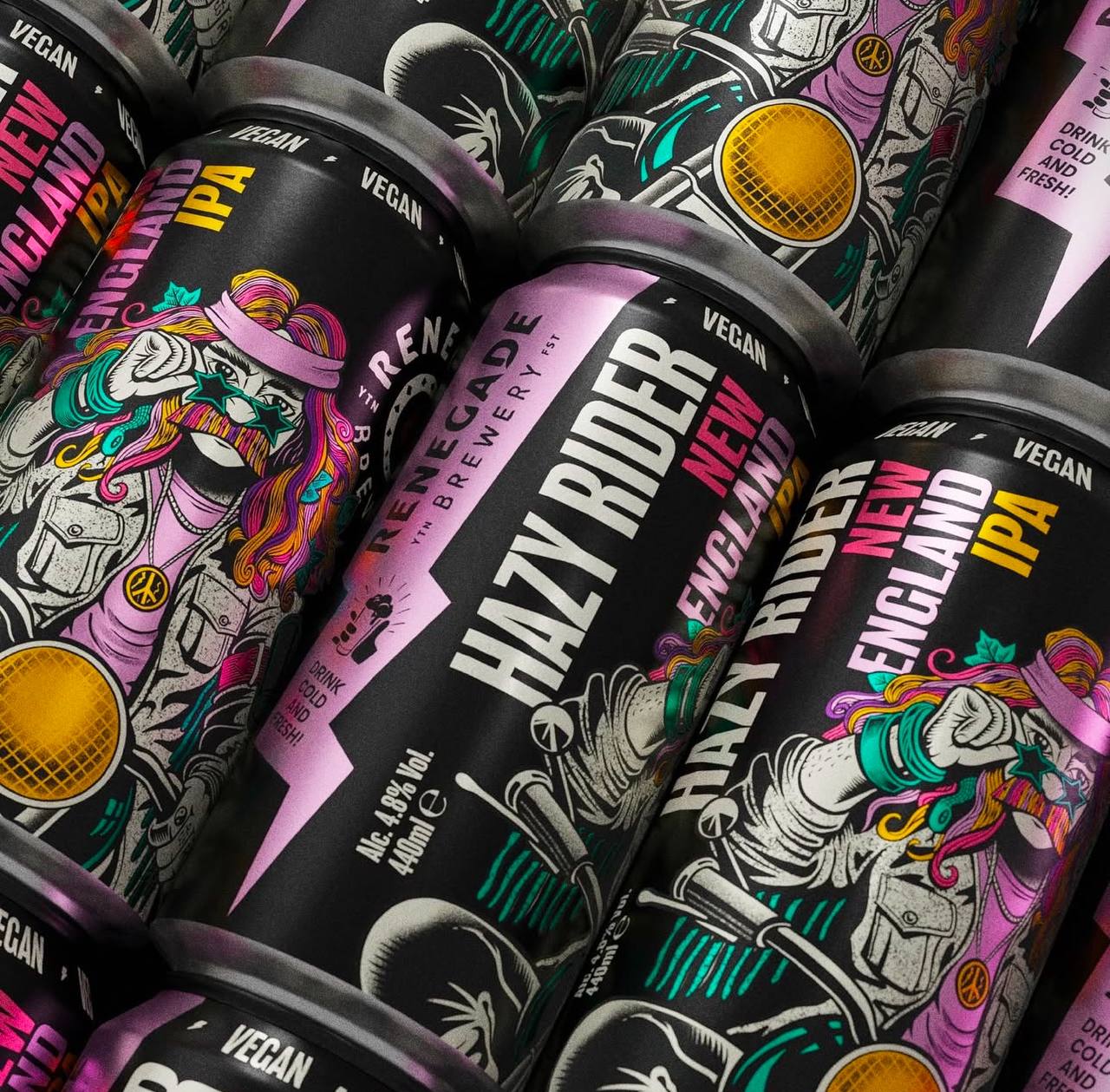Kingdom & Sparrow обновило визуальный образ английского IPA. Яркий и брутальный дизайн упаковки Hazy Rider.
The Bytheway | Сетка — социальная сеть от hh.ru