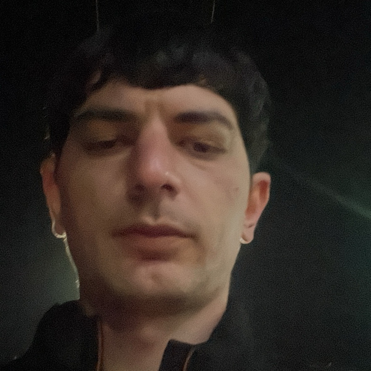 Роберт Демиров