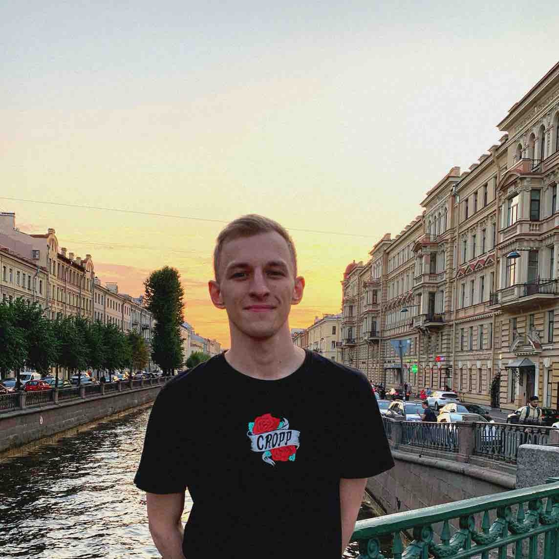 Иван Лукьянов