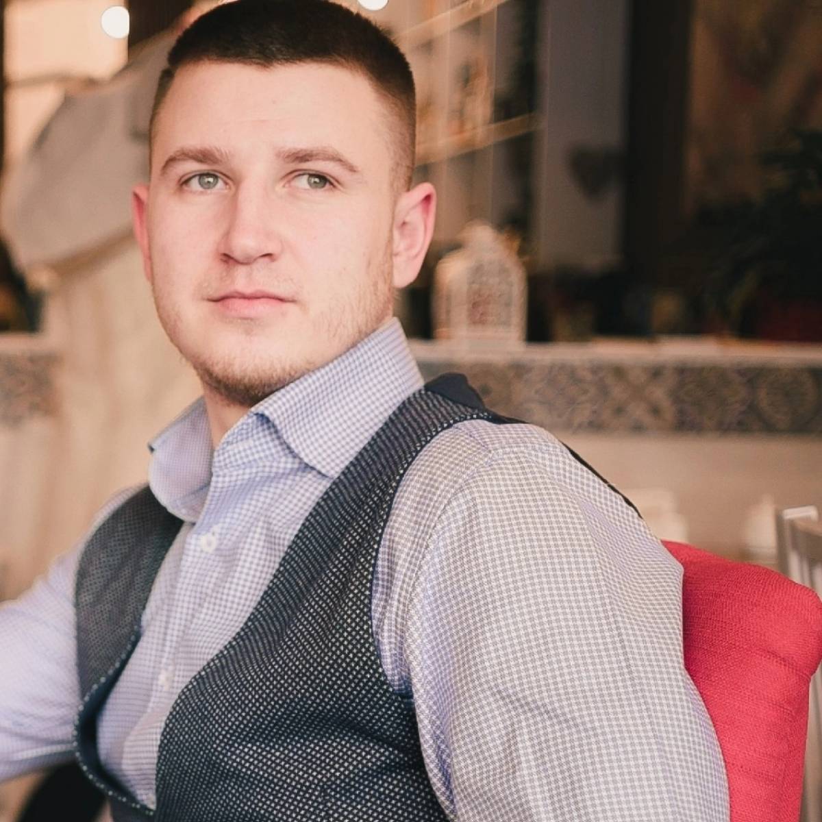 Anton Bridge | Сетка — социальная сеть от hh.ru