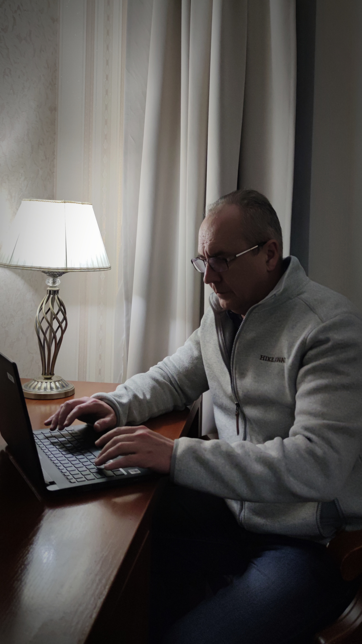 Почему с коллективом нельзя дружить. | Сетка — социальная сеть от hh.ru