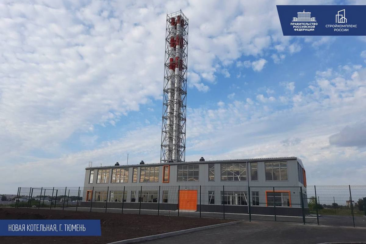 Работники отрасли ЖКХ вчера отмечали свой профессиональный праздник.
Поступательно решаем накопившиеся задачи в этой сфере. Этот вопрос на контроле Президента | Сетка — социальная сеть от hh.ru