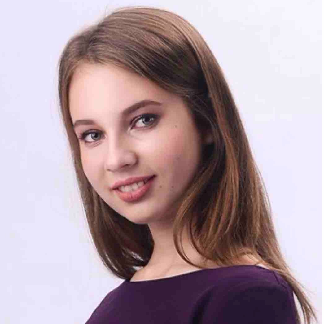 Полина Яковлева | Сетка — социальная сеть от hh.ru