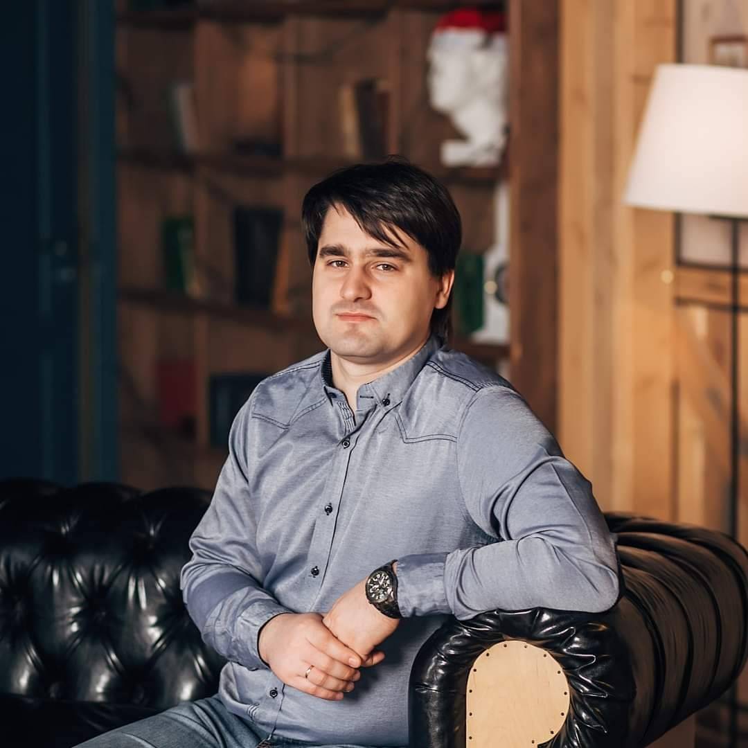 Максим Гутенёв | Сетка — социальная сеть от hh.ru